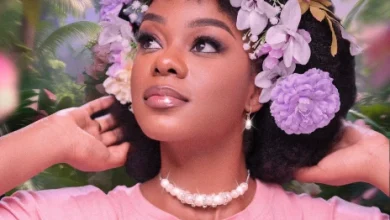 Theresa Phondo Ft. Kelvin Sings & Esther Chitheka - Soaring Mp3 Download